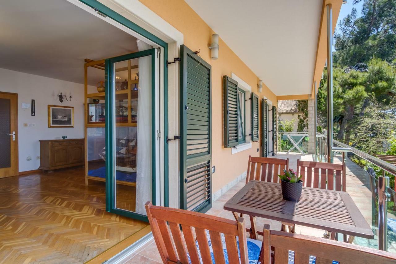 Villa Magnolia Мали-Лошинь Экстерьер фото